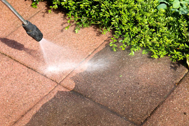 Why Choose Our Certified Pressure Washing Experts for Your Project Needs in Summer Set, MO?